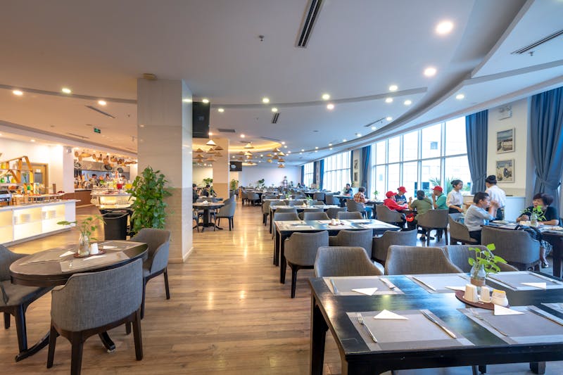 Mod Pizza restaurant interior